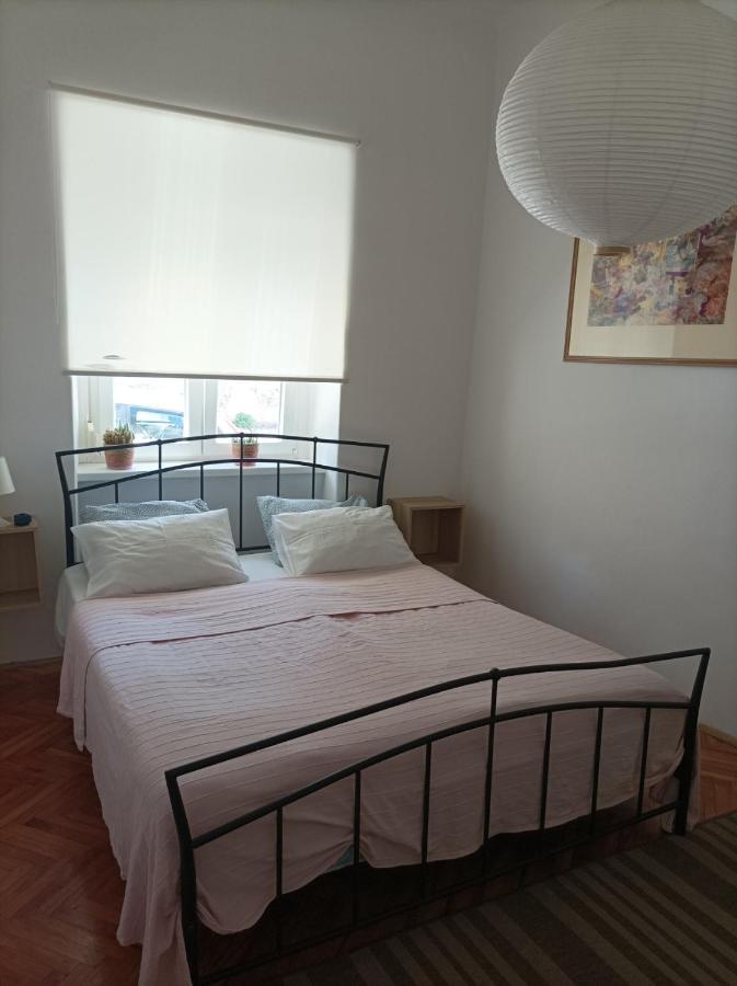 Casa Di Nonna Pina, Kuca U Blizini Arene Apartment Pula Bagian luar foto